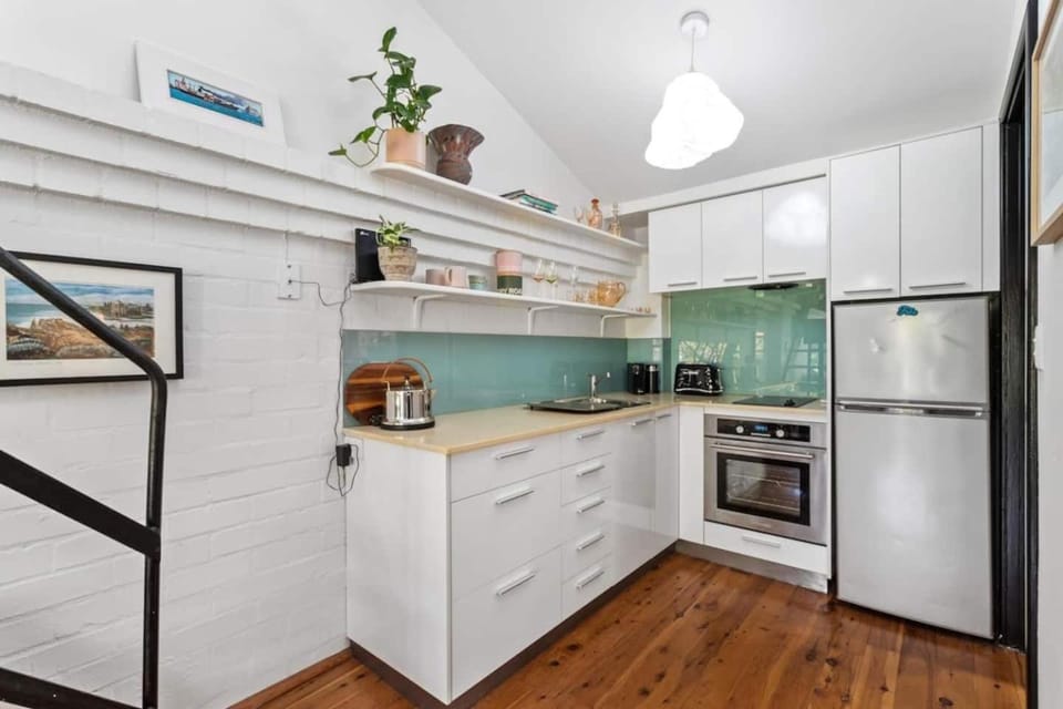 Hidden Garden Loft in Freo Walk to Cafés Park Apartment in Perth