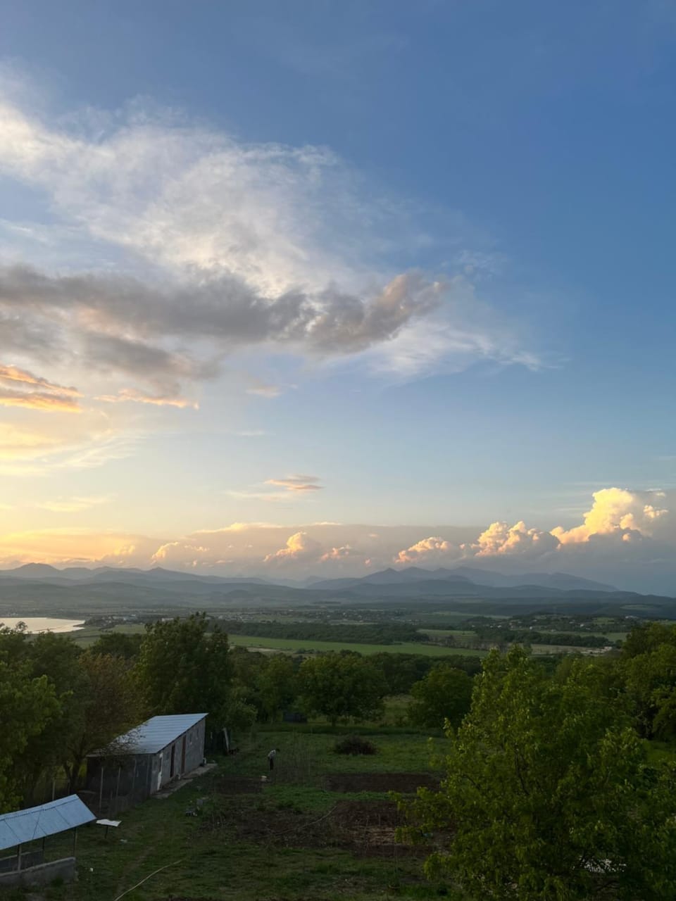 Day, Natural landscape, Lake view, Mountain view