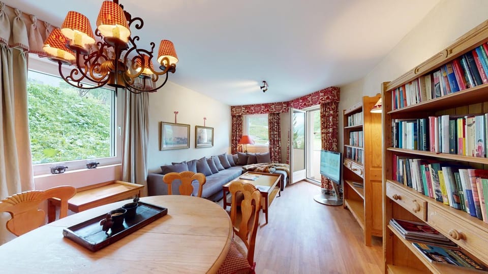 Abitaziun Ruinatsch 21 - St Moritz Apartment in Saint Moritz