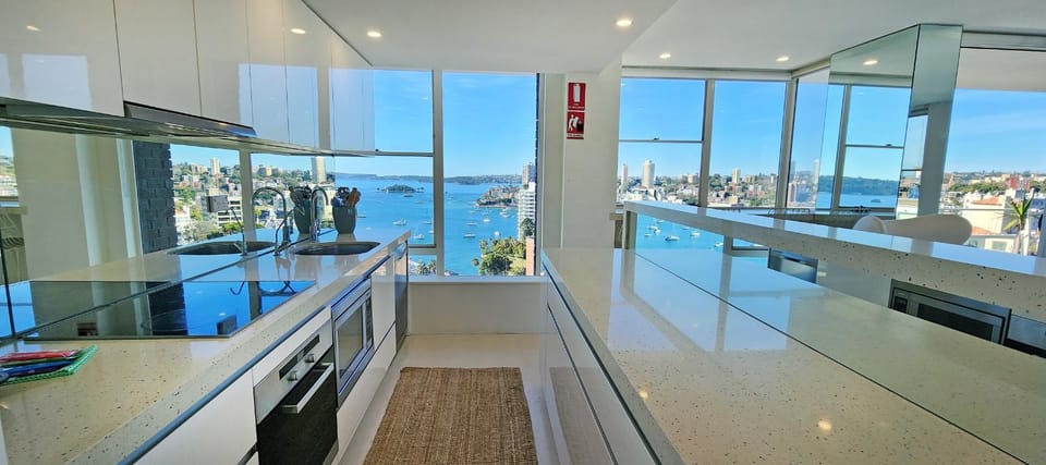 Kitchen or kitchenette, City view, Sea view