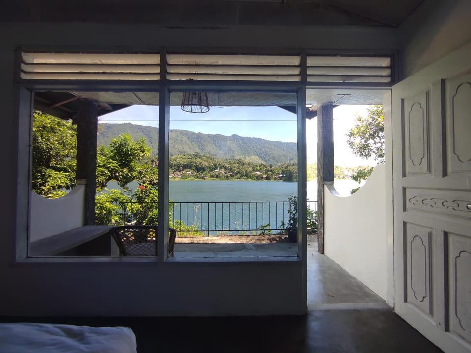 Balcony/Terrace, Lake view