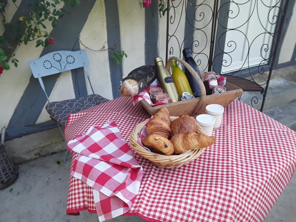 Continental breakfast