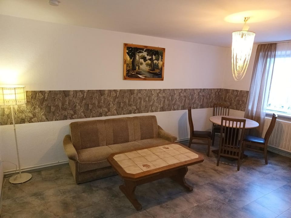 "HAPPINESS" Monteurwohnung 3-ZApp 1-OG Hofgeismar-Zentrum! Apartment in Hesse