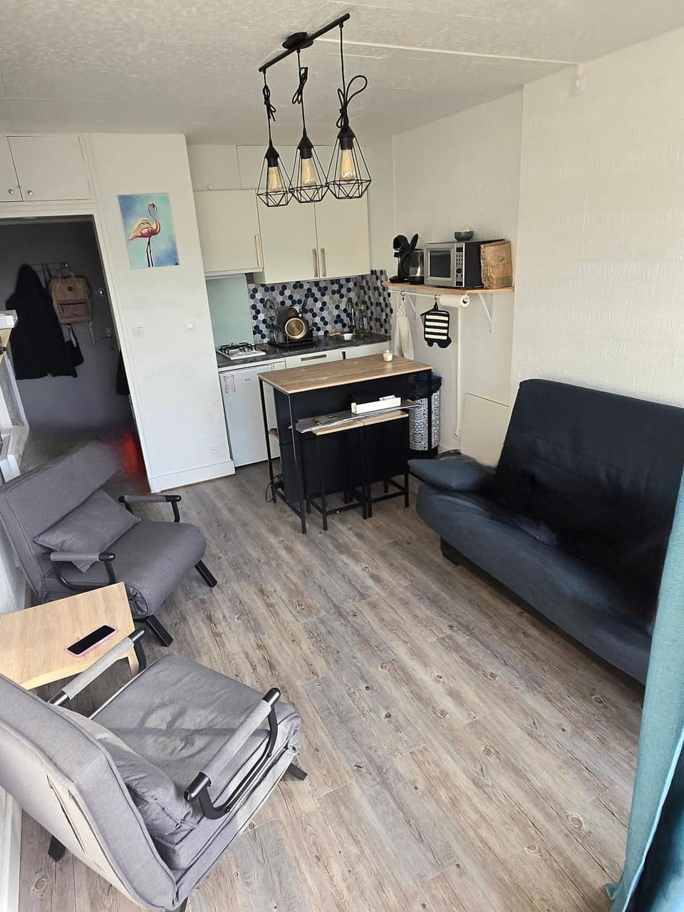 Kitchen or kitchenette, Living room, Dining area