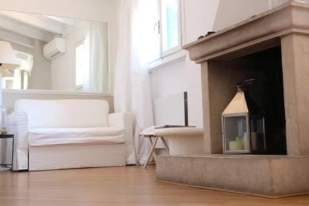 Di punto in bianco home Apartment in Verona