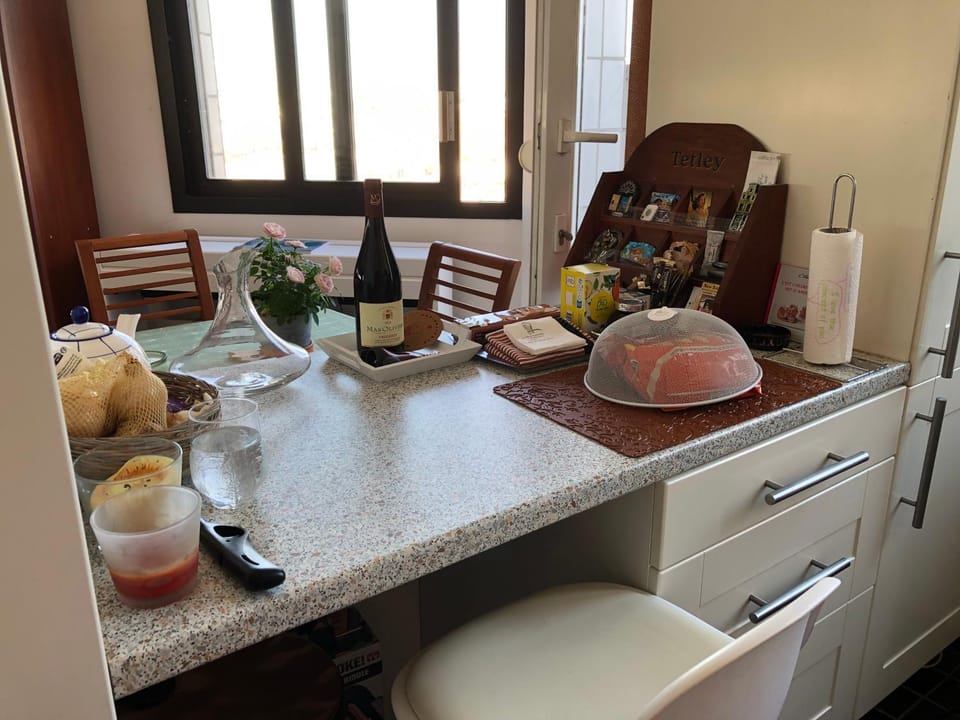 Nid de rêve, vue imprenable sur Paris et terrasse 10m2 Apartment in Paris