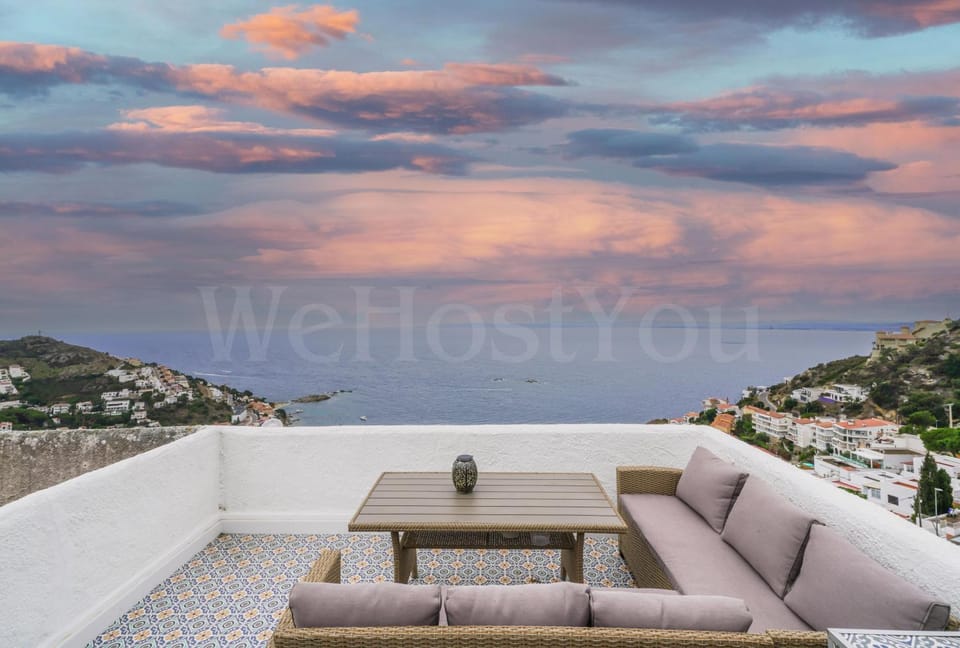 Welhomy - Magnifique Maison Vue Mer - Roses, Bramer 13 House in Roses
