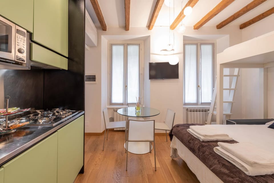 Milan Royal Suites Centro Garibaldi Apartment in Milan