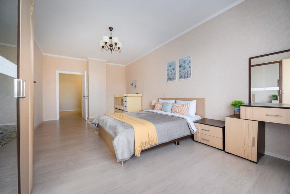 Bed, Bedroom, hair dresser, wardrobe