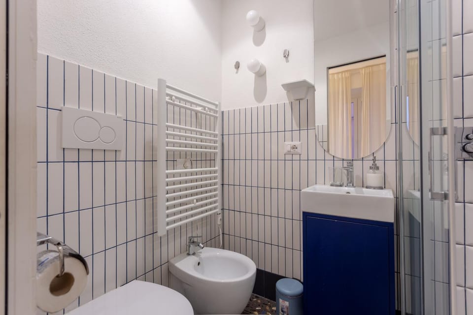 Shower, Toilet, Bathroom, bidet