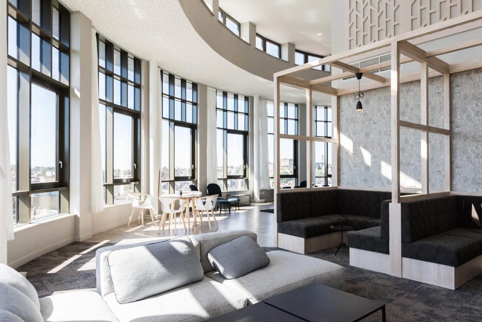 Property building, Seating area