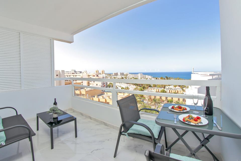 Balcony/Terrace, Dining area, Sea view