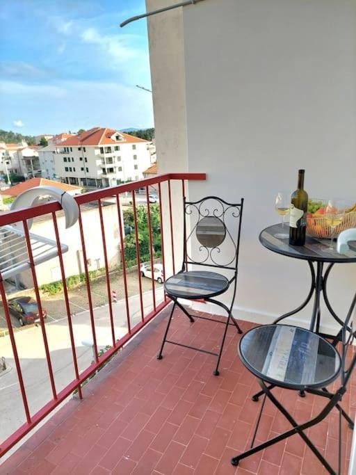 Orla Beach Apartment Apartment in Makarska