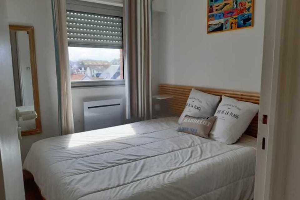 Bright apartment near the sea Apartment in Hauts-de-France