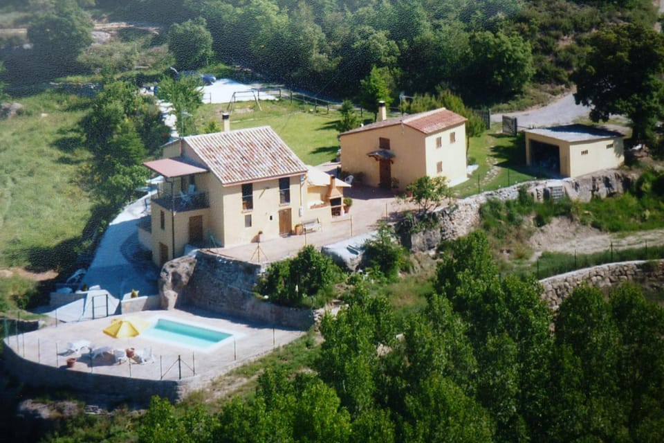 Property building, Bird's eye view, Garden