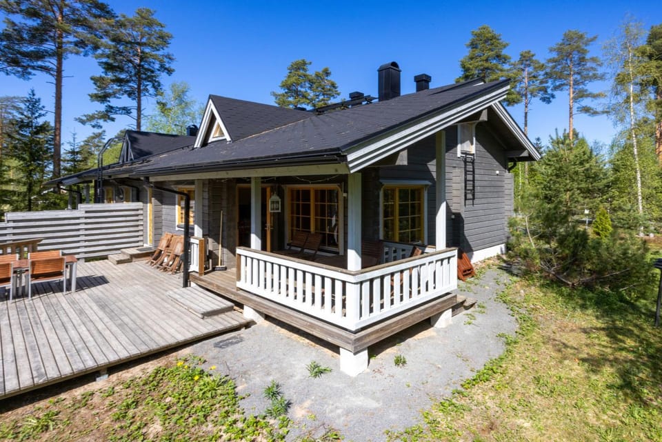 Property building, Spring, Day
