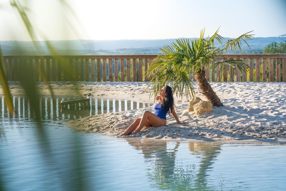 Day, People, Beach, Swimming pool, group of guests