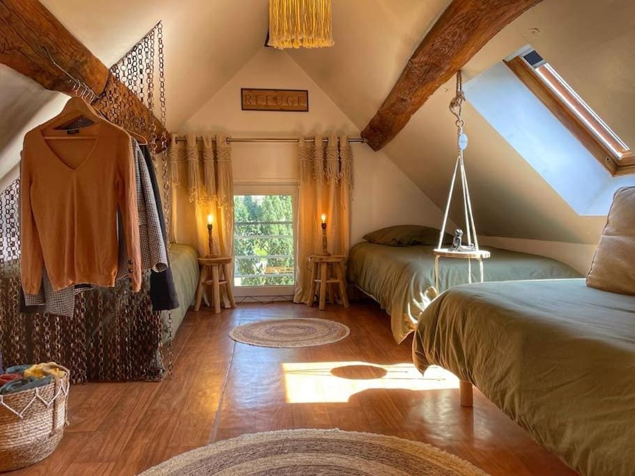 Bed, Bedroom