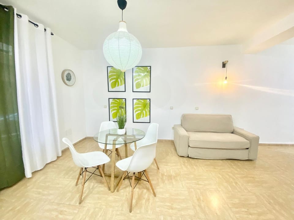 Méndez Álvaro Callejo Street Apartment in Madrid