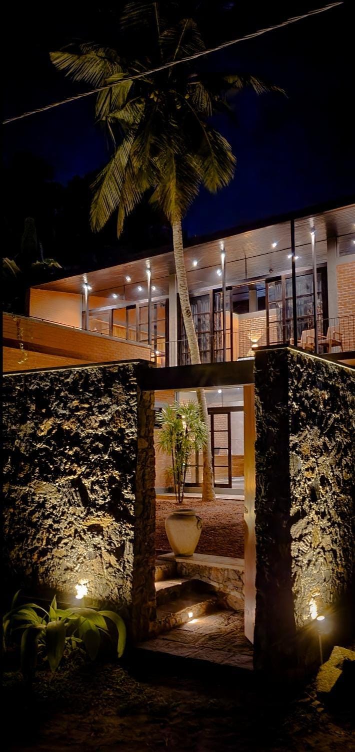 Property building, Night
