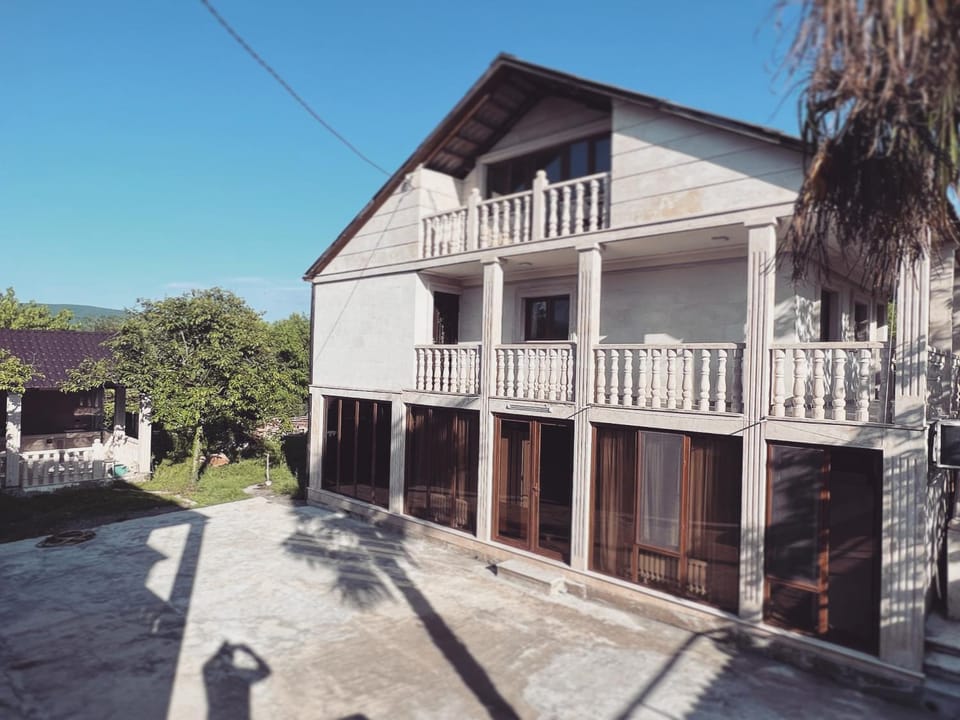 Property building, View (from property/room), Balcony/Terrace