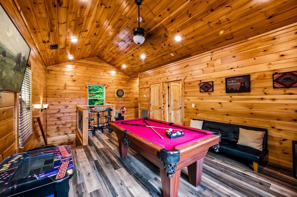 Billiard, Game Room, Evening entertainment