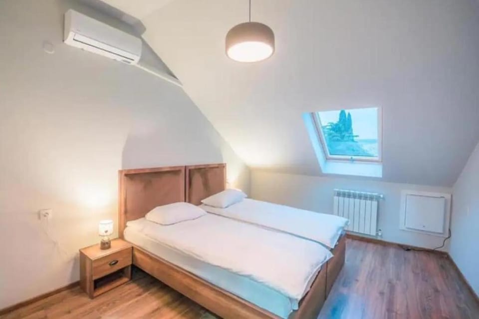 Rooftop Boutique Rooms on Rustaveli with Skylight Central Location Apartment in Tbilisi, Georgia