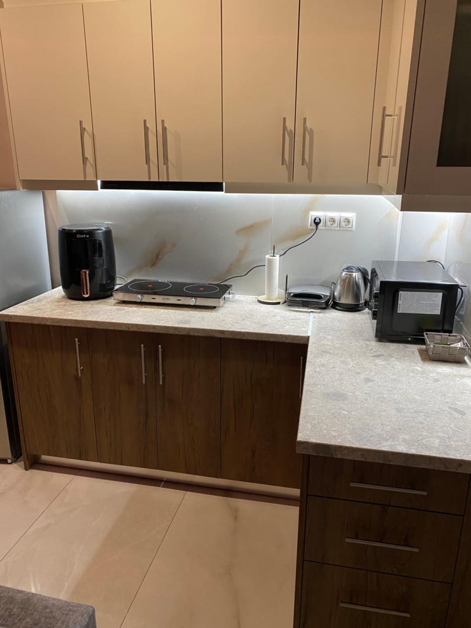 Kitchen or kitchenette, minibar, pet friendly, stove, toaster