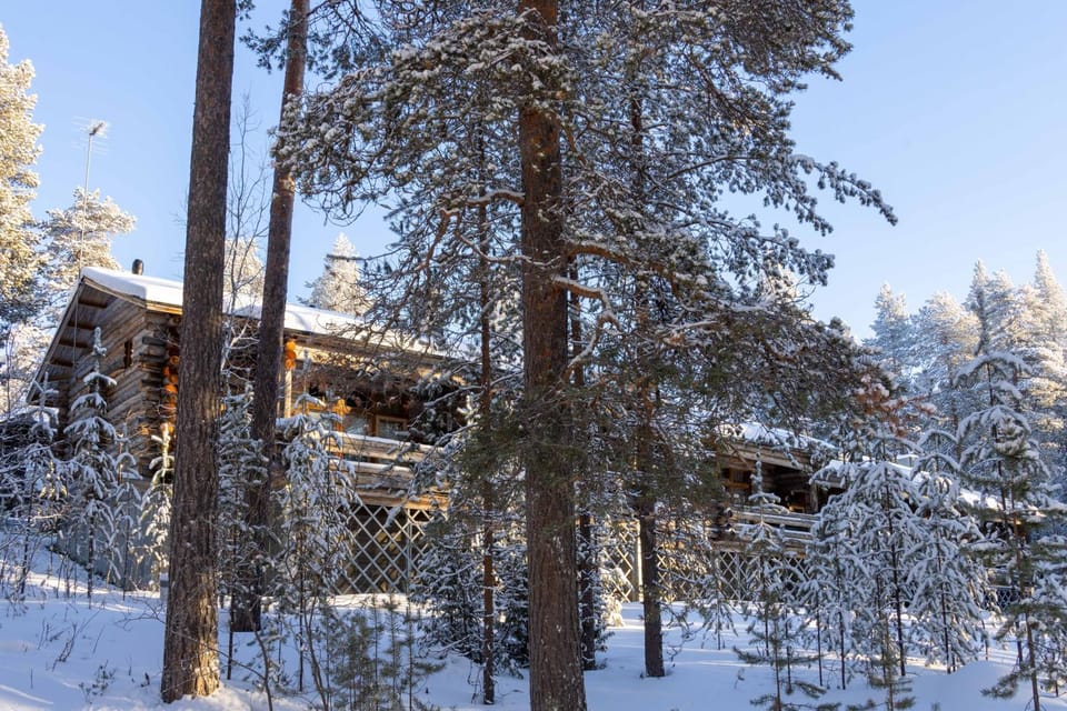 Property building, Day, Winter