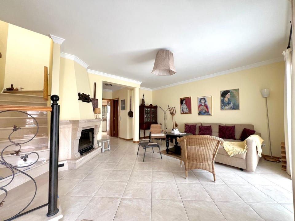 Central Tavira Townhouse close to Riverside: 2BR House in Tavira