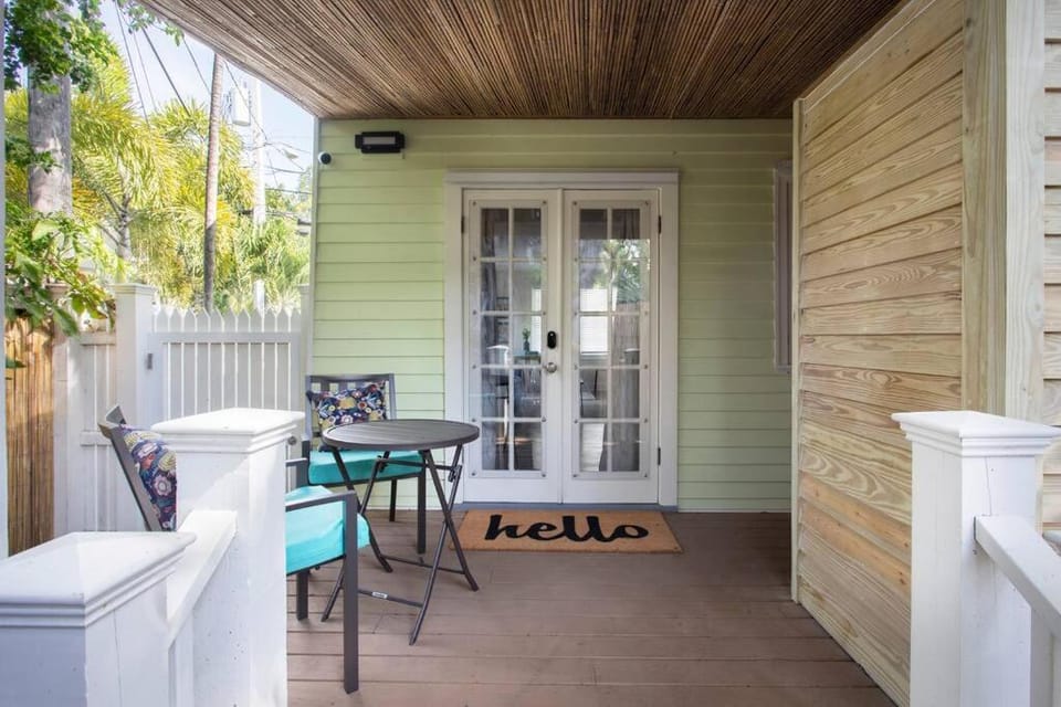 Relaxing island home Great location Stylish House in Key West
