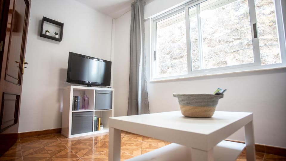 Communal lounge/ TV room, Living room