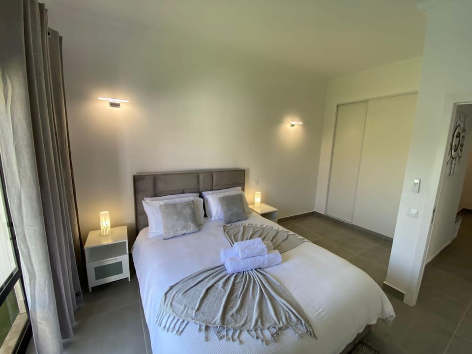 Casa com terraço e piscina Sagres Apartment in Sagres