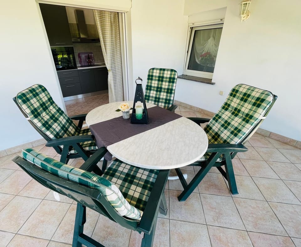 Balcony/Terrace, Seating area, Dining area
