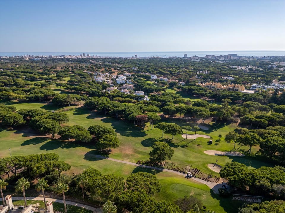 Nearby landmark, Day, Neighbourhood, Natural landscape, Bird's eye view, City view, Sea view, Street view