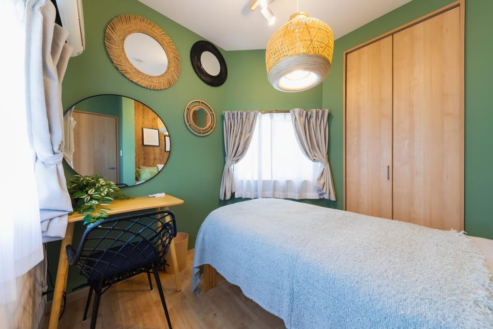 Bed, Photo of the whole room, Bedroom, hair dresser, wardrobe