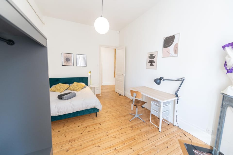 TV and multimedia, Living room, Dining area, Bedroom, hair dresser