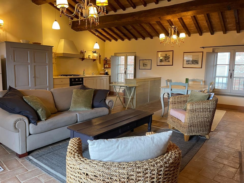 Kitchen or kitchenette, Living room, Seating area