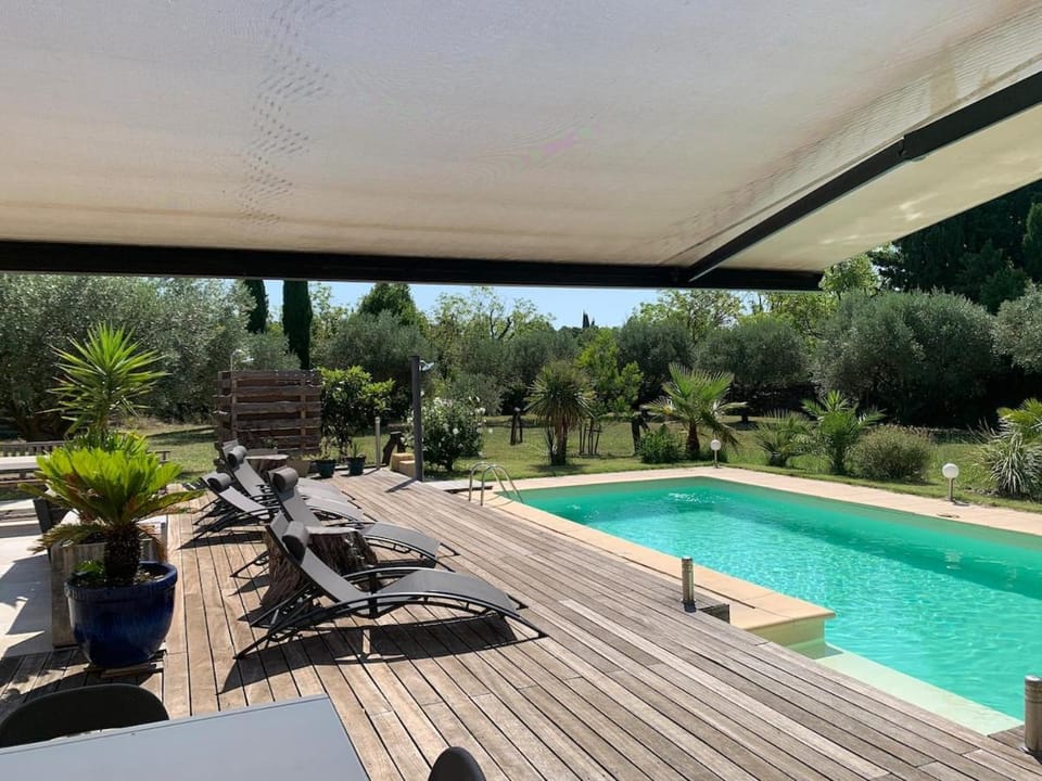 Garden, Garden view, Pool view, Swimming pool, sunbed
