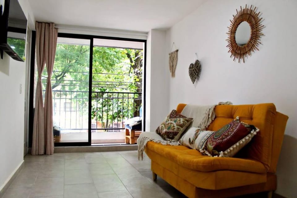 Nativo House amplio y acogedo Apartment in Medellin