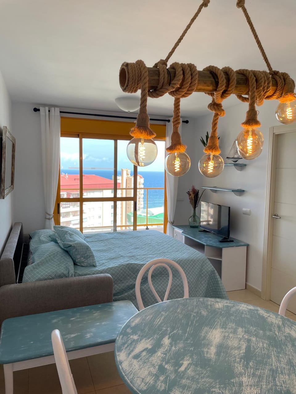 Living room, Sea view