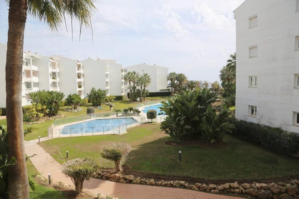 Stylish, Spacious apartment with sea view Apartment in Marbella