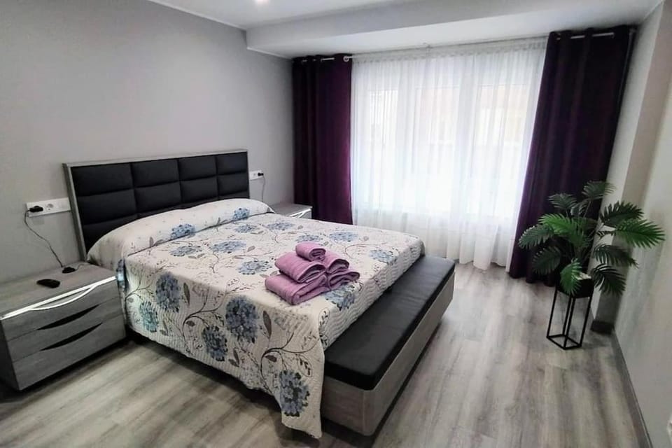 TV and multimedia, Photo of the whole room