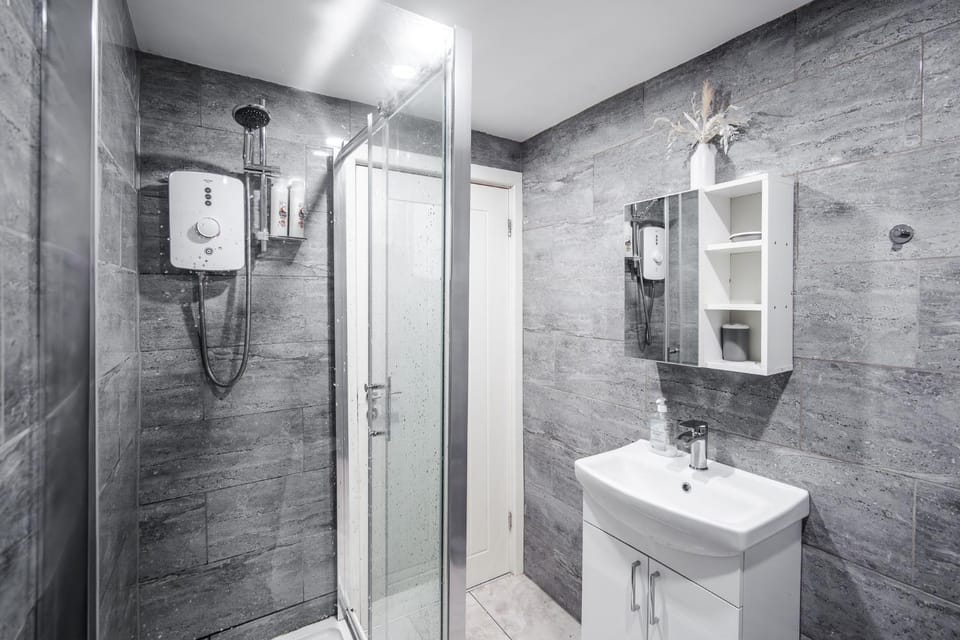 Beautiful Apartment una - free public parking Apartment in Liverpool