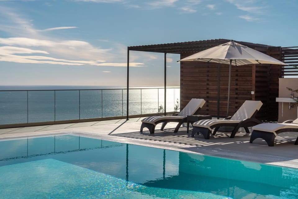 Patio, Day, Natural landscape, View (from property/room), Balcony/Terrace, Pool view, Sea view, Swimming pool, Swimming pool, sunbed
