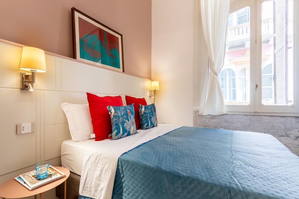 Bed, Bedroom, City view
