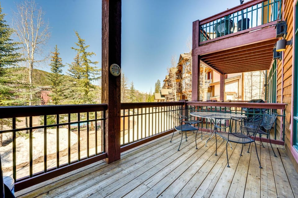Walk to Gondola: Condo w/ Deck in Winter Park! House in Winter Park