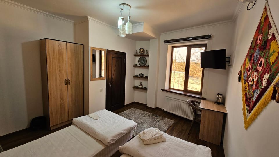 HOTEL MEHRIBON Bed and Breakfast in Europe