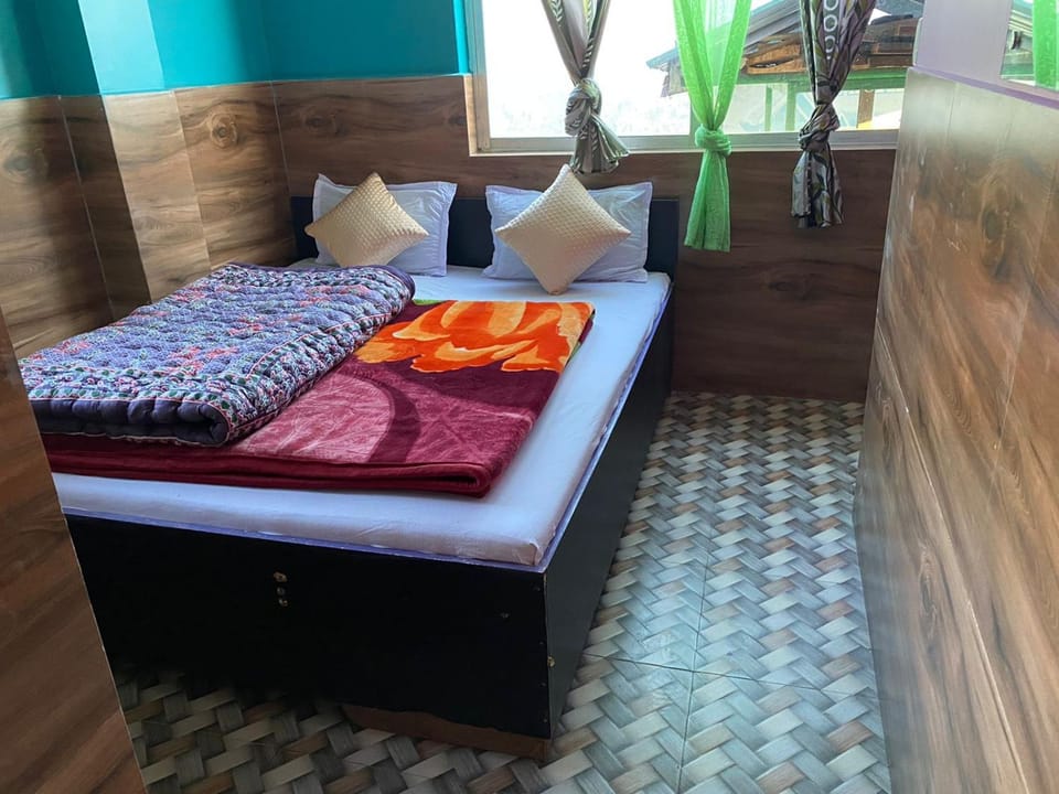 Lamakhang Homestay Vacation rental in India