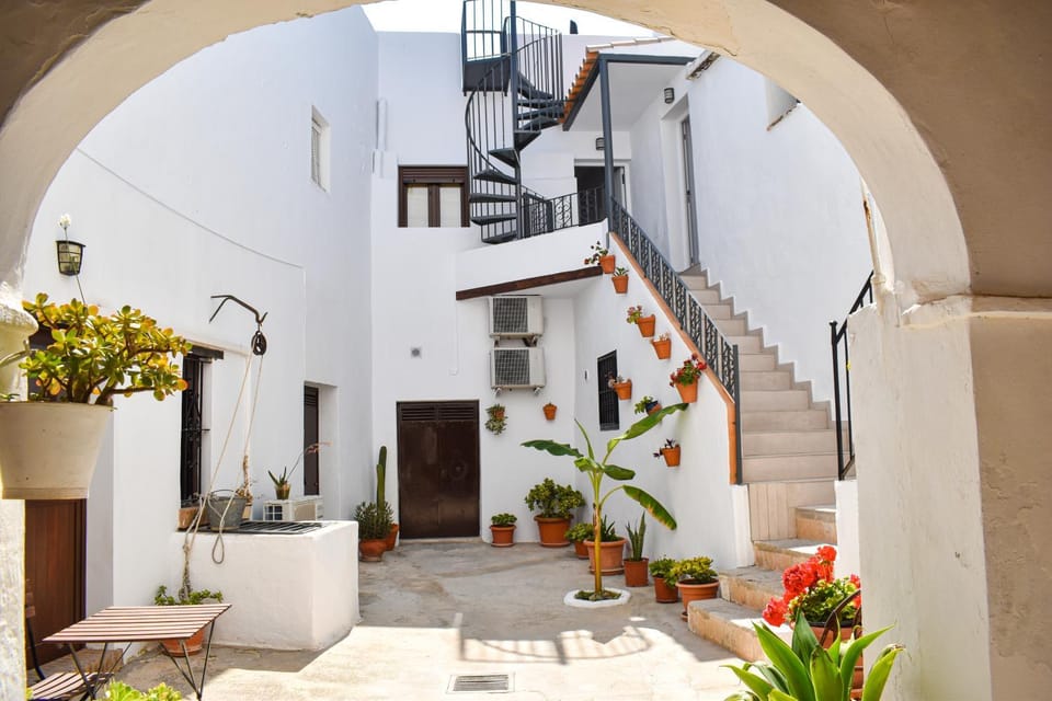 Inner courtyard view